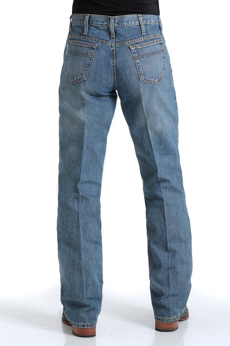 Cinch White Label (Mens) MB92834003 - Relaxed Fit Jeans (Medium Stonewash)